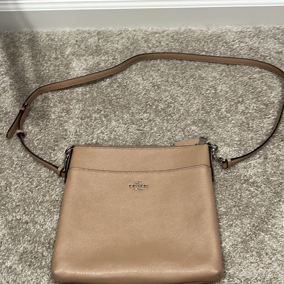 Coach Crossbody Bag - Picture 7 of 7